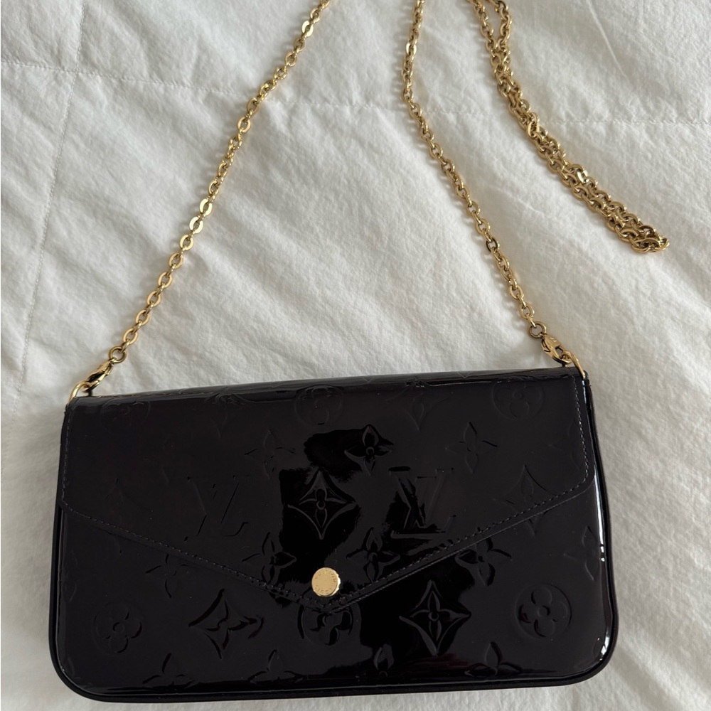 🌸 NEW Louis Vuitton Amarante Patent Purse 🌸